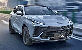 Forthing T-Five 1.5T DVVT HEV 170KM (4E15T)