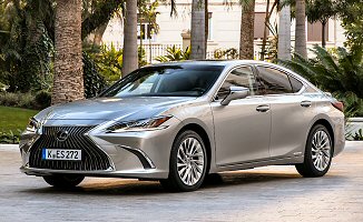 Lexus ES VII 300h 16V D-4S Hybrid e-CVT 218KM (A25A-FXS)