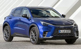 Lexus LBX 1.5 12V Hybrid e-CVT 136KM (M15A-FXE)