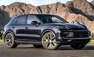 Porsche Cayenne III FL 3.0 V6 24V Plug-in E-Hybrid 470KM (DCBG)