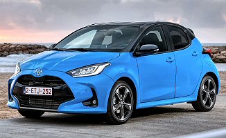 Toyota Yaris IV FL 1.5 12V Full Hybrid e-CVT 116KM (M15A-FXE)